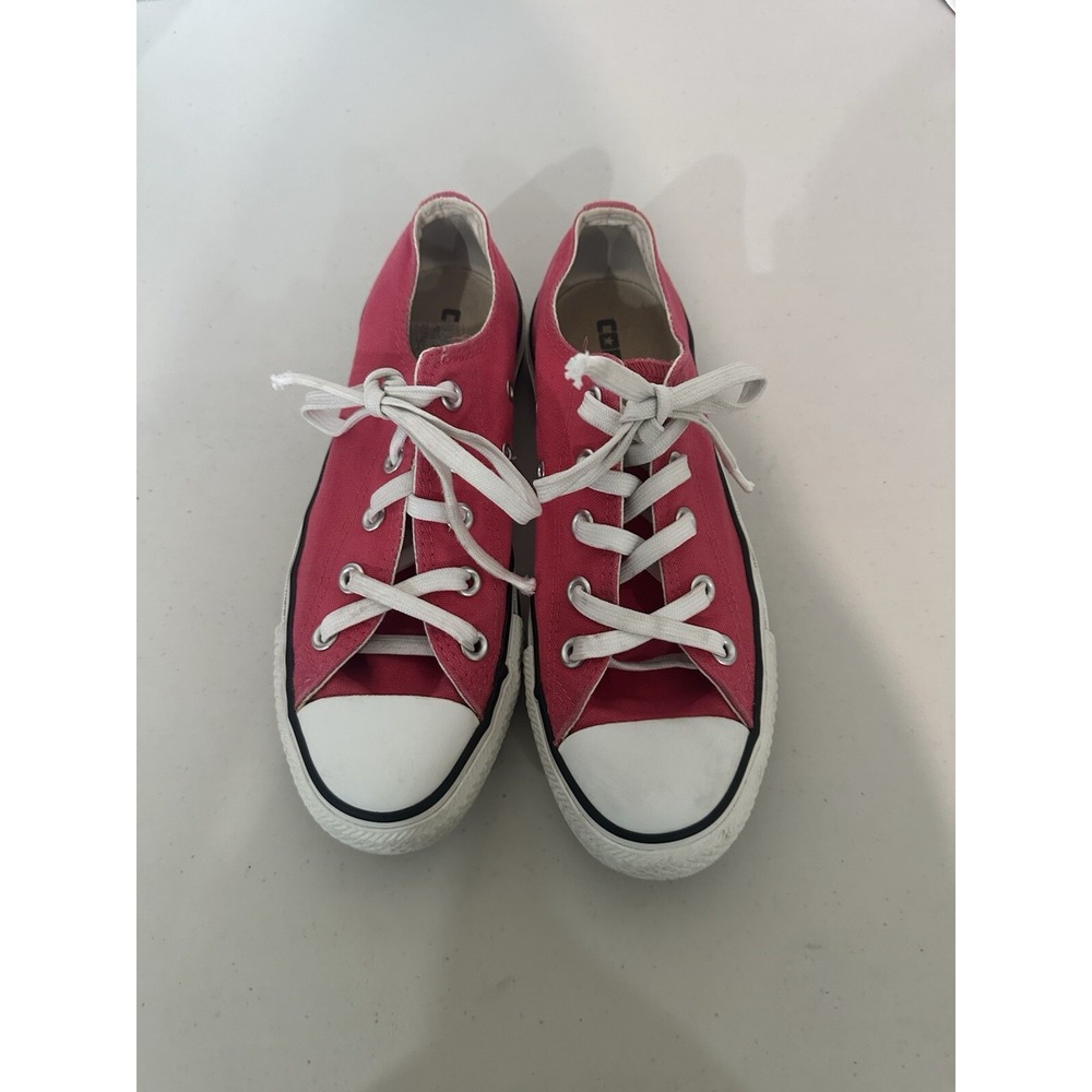 Converse Chuck Taylor Bright Pink Low Top Unisex W-6 M4